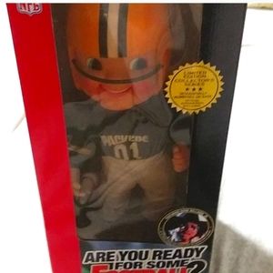 17' GB dancing and singing doll